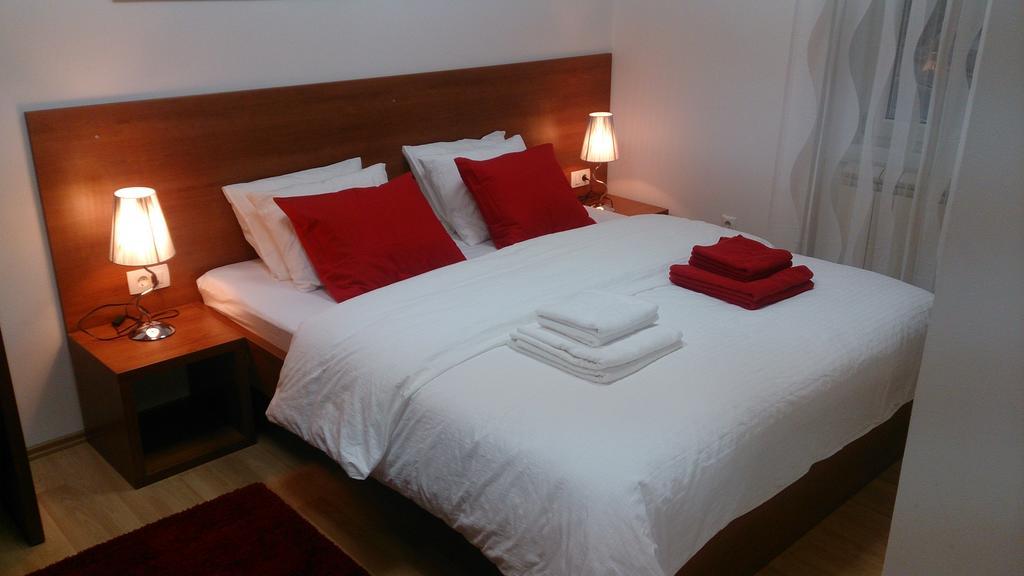 City Lights Apartment Ζάγκρεμπ Δωμάτιο φωτογραφία