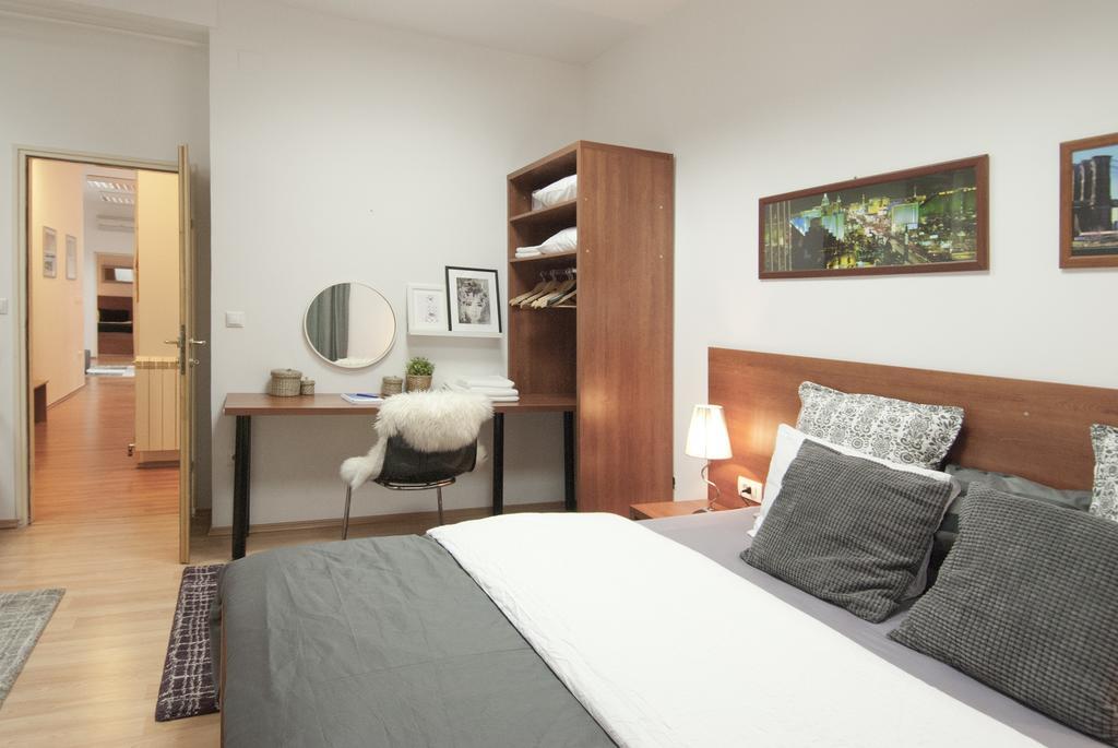 City Lights Apartment Ζάγκρεμπ Εξωτερικό φωτογραφία