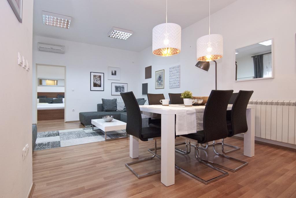 City Lights Apartment Ζάγκρεμπ Εξωτερικό φωτογραφία